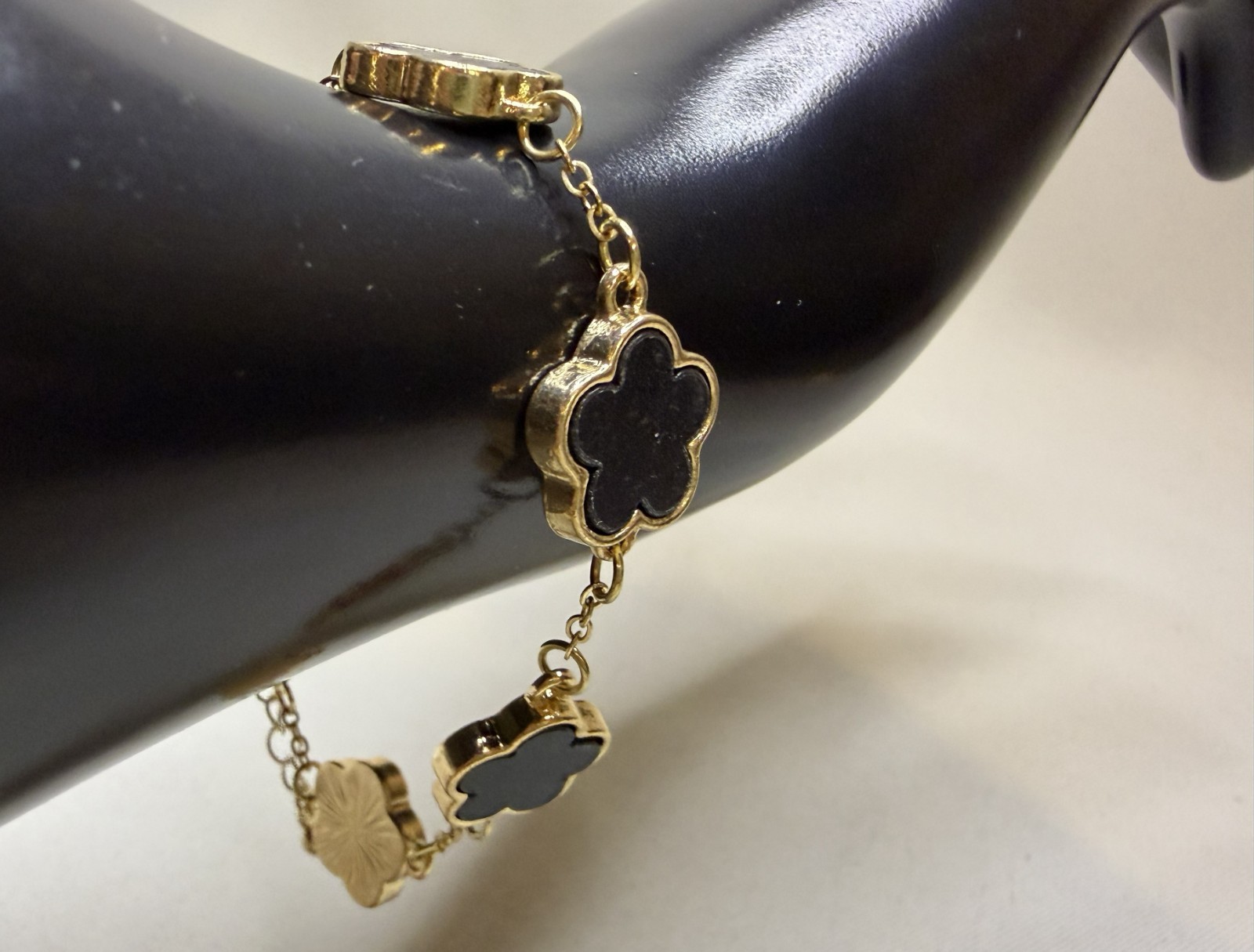 Gold Tone Black Clover Station Link Bracelet Alhambra Style Five Leaf Flower Chi