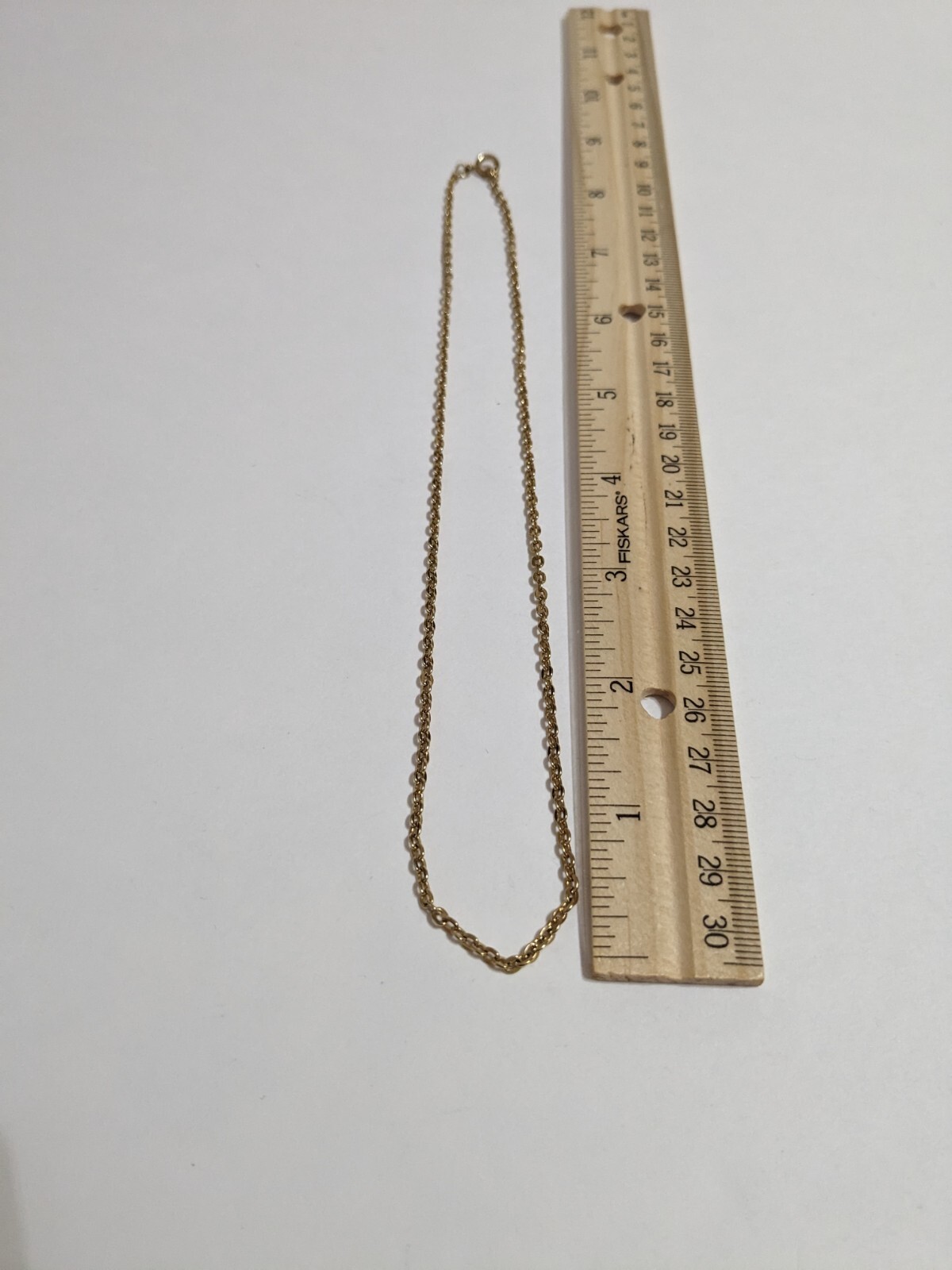 Gold Tone Oval Cable Link Chain Necklace. 18 Inches. Stackable. Minimalist.