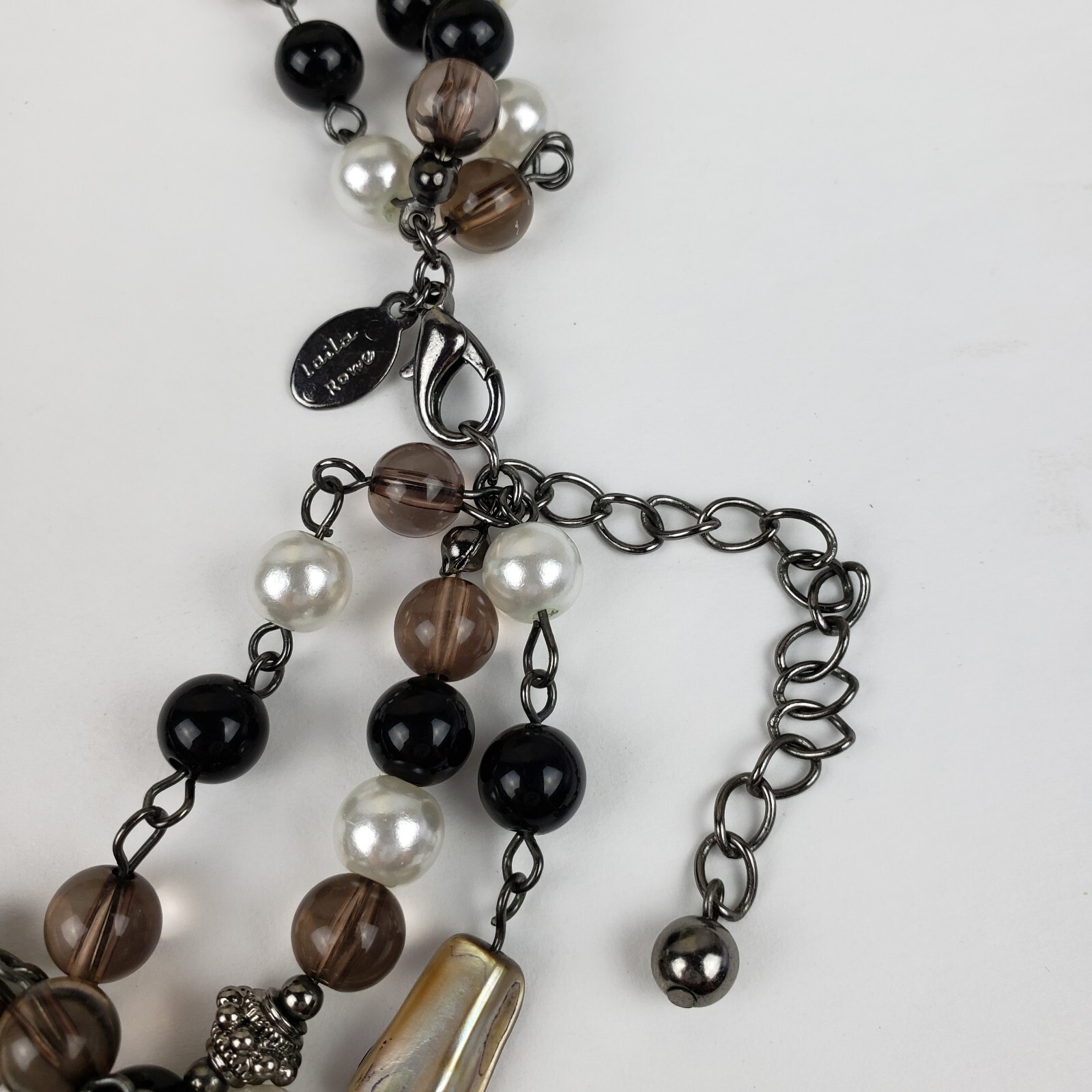 Laila Rowe Multi Strand Shell Glass Pearl Beaded Necklace Adjustable Silver Tone