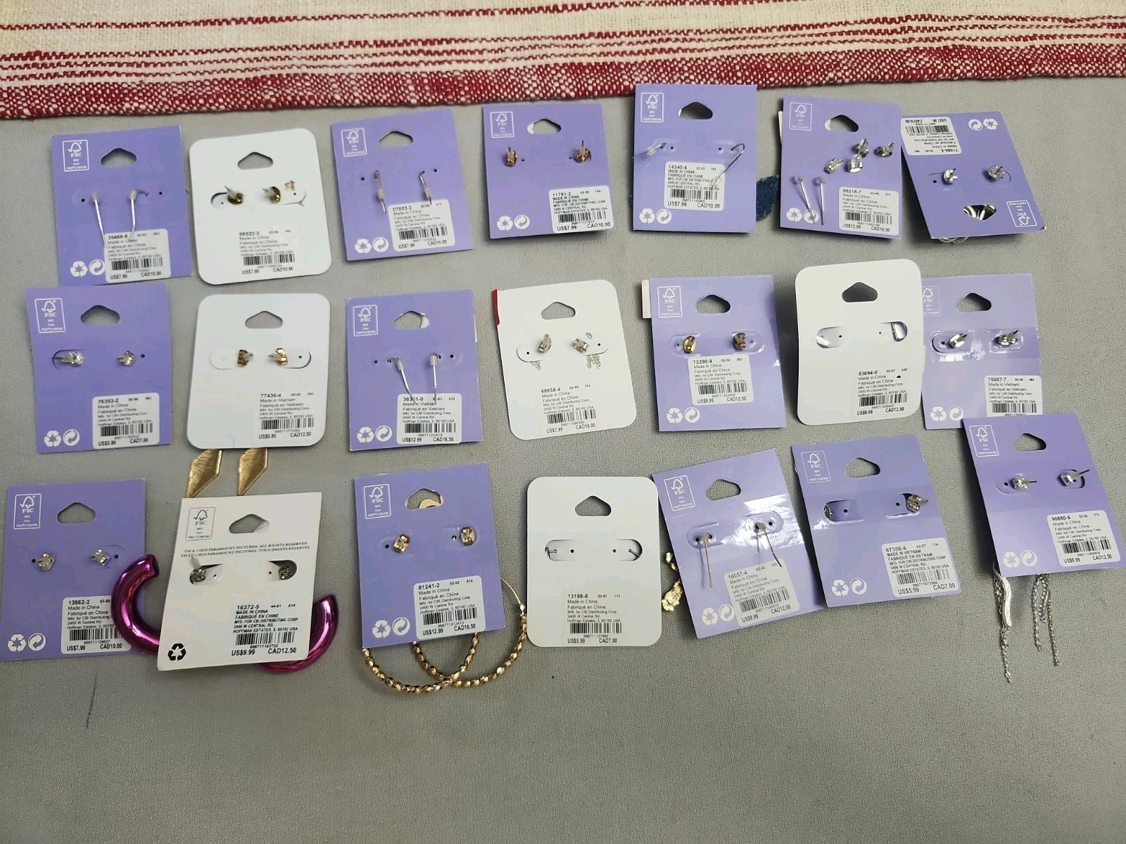 Claire’s Fashion Jewelry Pierced Earrings. Lot Of 21 Pieces