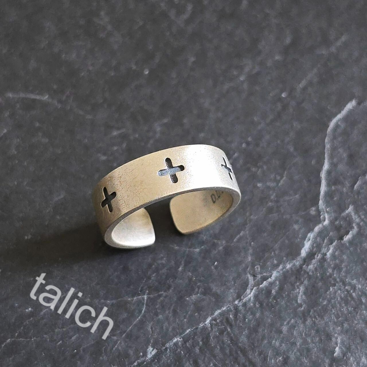Cross Stamped Solid 925 Sterling Silver Band Ring Size 7 Adjustable Unique