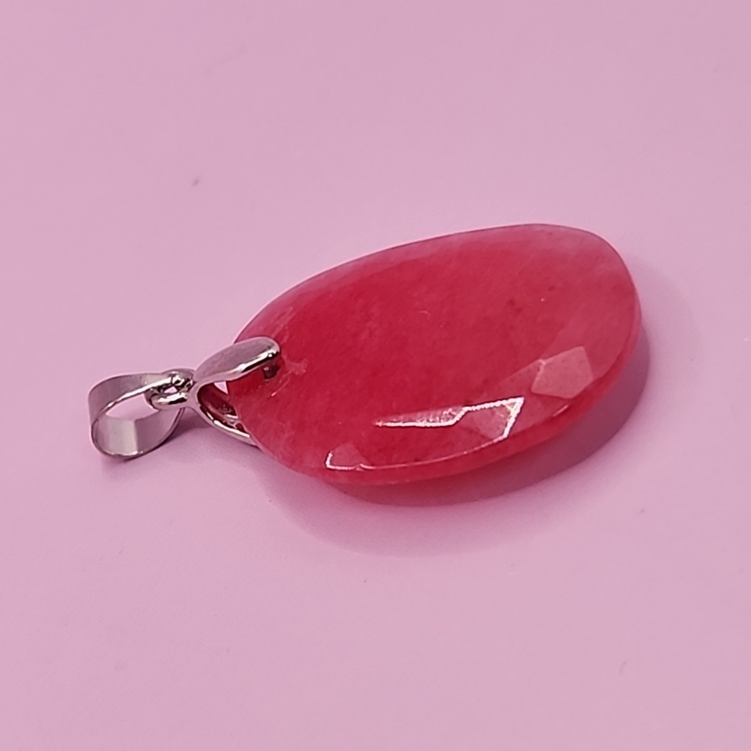 NEW TGS Jewelry Jewel Shaped Crystal Pendent (3cm)