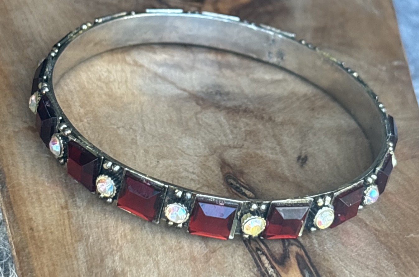 1950s/1960s Retro Ruby Red & Aurora Borealis Rhinestone patina Bangle Bracelet