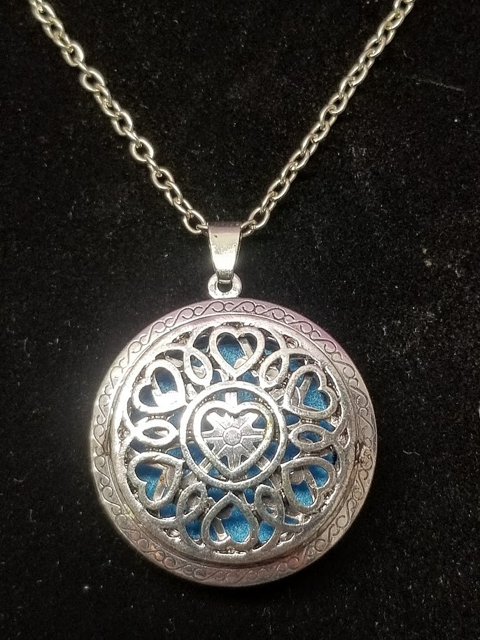 Heart Mandala Aromatherapy/Perfume/Fragrance Scent Diffuser Locket Necklace