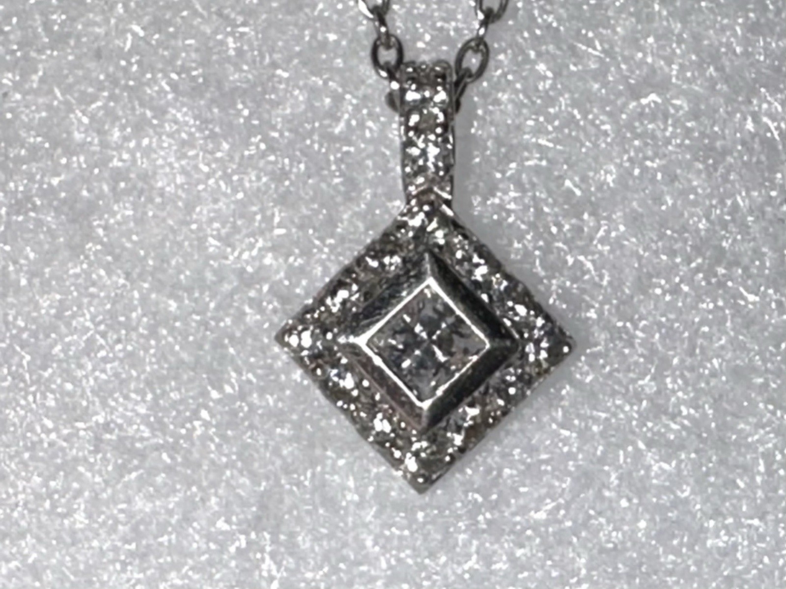 CRISLU Sterling Silver 925 & .48ct CZ Pave Pendant Necklace w/ COA & Box