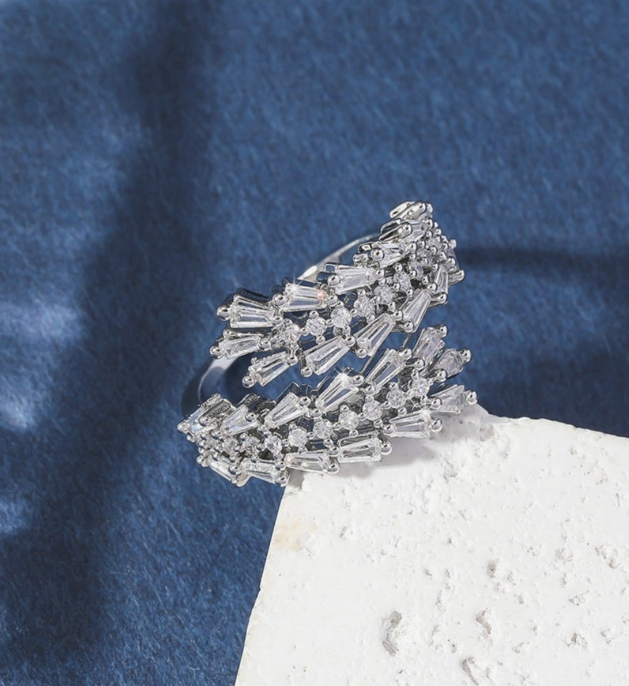 Elegant Clear CZ Cluster Silver Plated Alloy Leaf Adjustable Fashion Open Ring