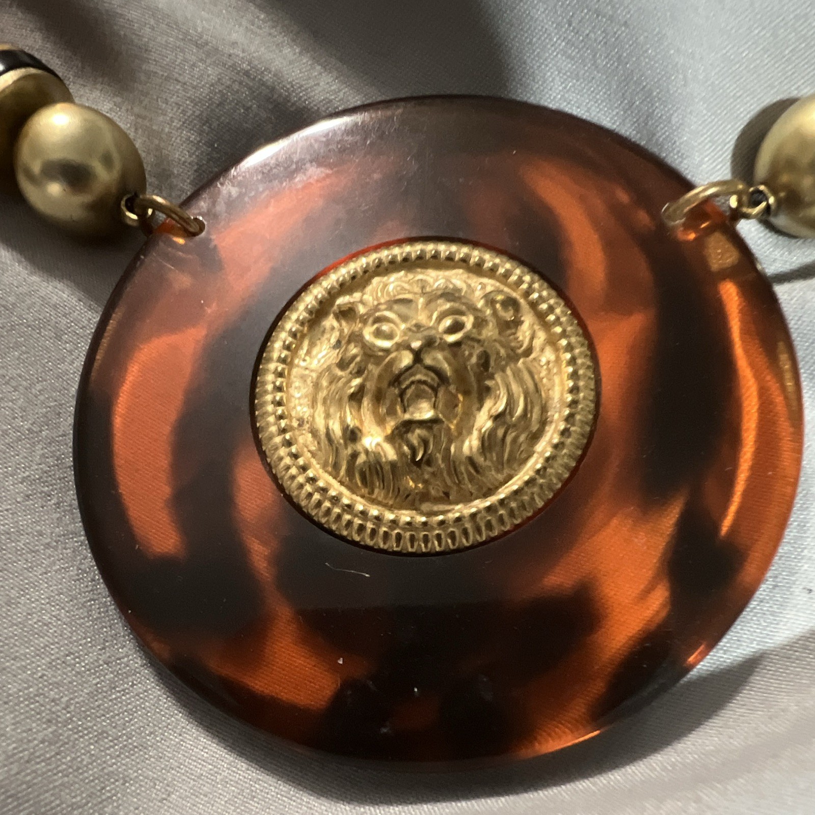Beaded Statement Necklace Round Brown Pendant Gold-Tone Lion Charm Spring Ring