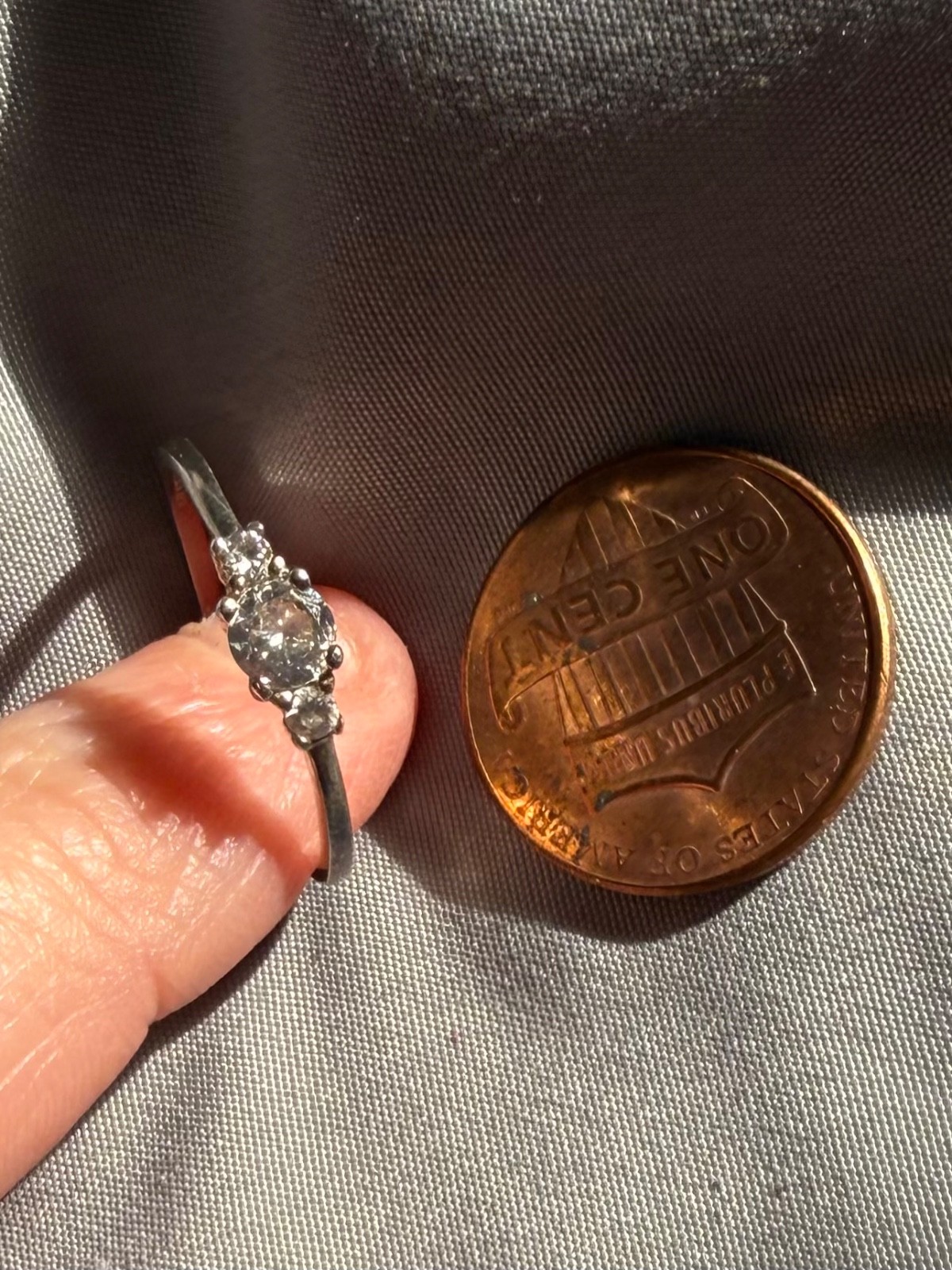 Sterling Silver ATI Cubic Zirconia CZ ring Size 7.25