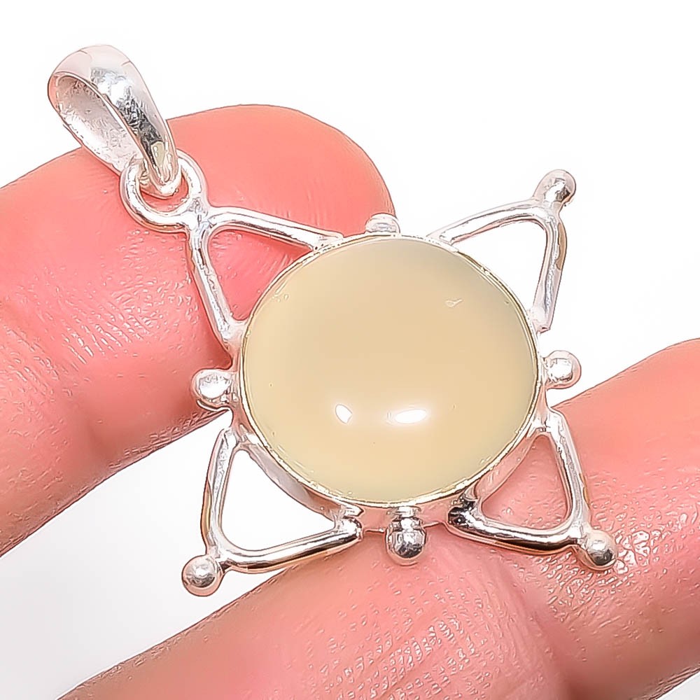 Natural Chalcedony – Brazil Gemstone 925 Silver Plated Pendant 1.56″ P7350-23