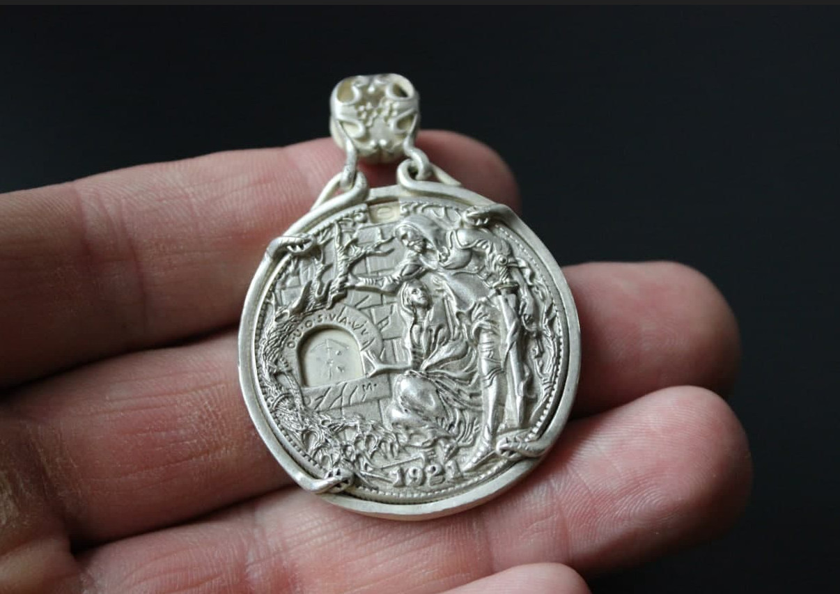 USA Holy Grail Pendant Necklace Removable sword 1921 Silver Gold Mechanic Coin H