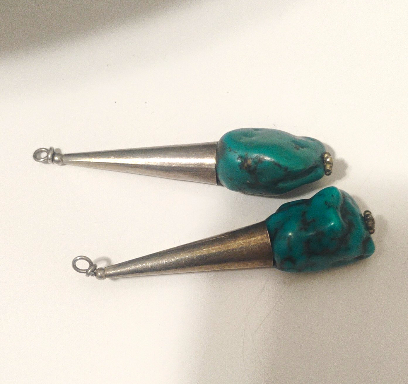 Silver Tone Cone Dangle/Drop Earrings Blue Turquoise Nugget Stone