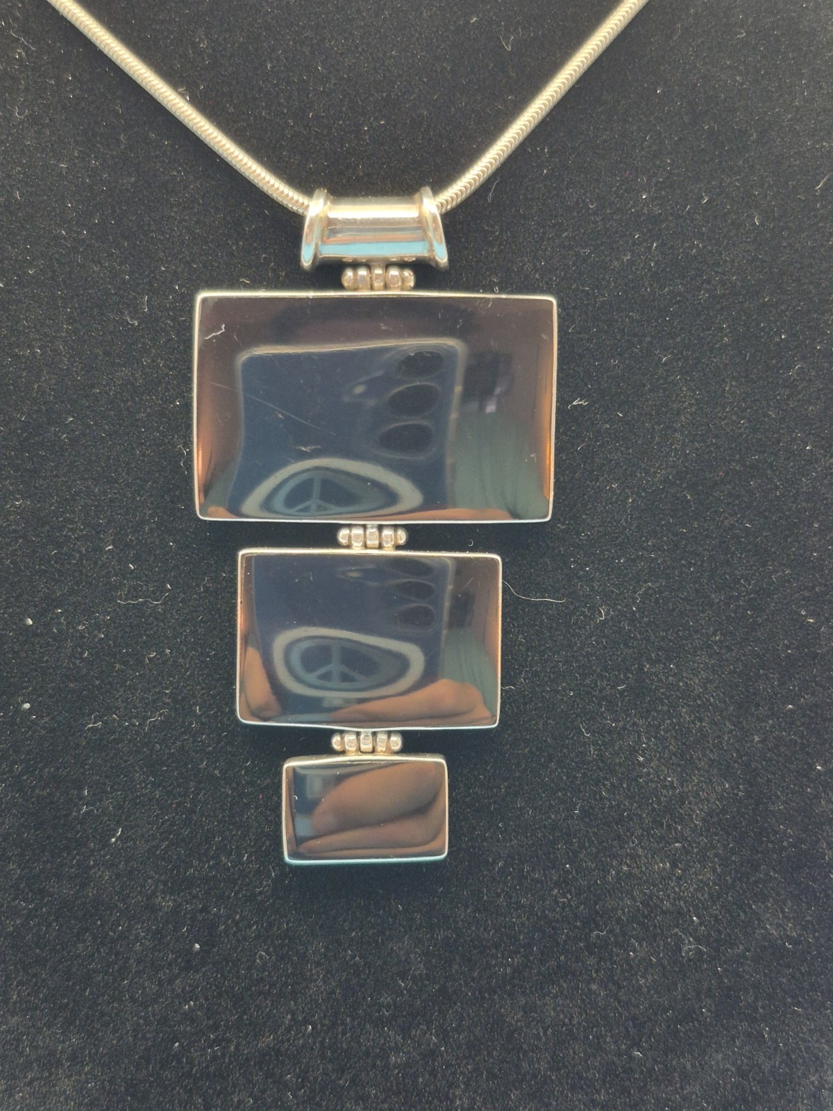 Sterling Silver. 925 Necklace And Black Onyx Pendant N136
