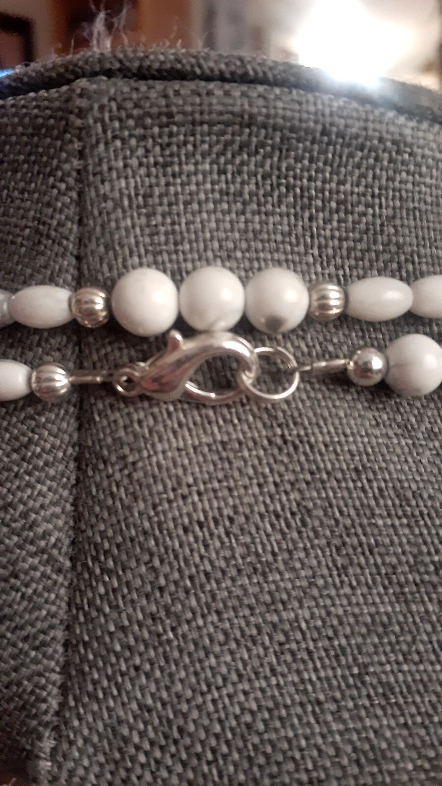 Howlite Bead Silvertone Single strand Necklace. 35 In.