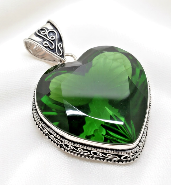 Peridot Heart Gemstone Handmade 925 Sterling Silver Ethnic Jewelry Pendant 2″