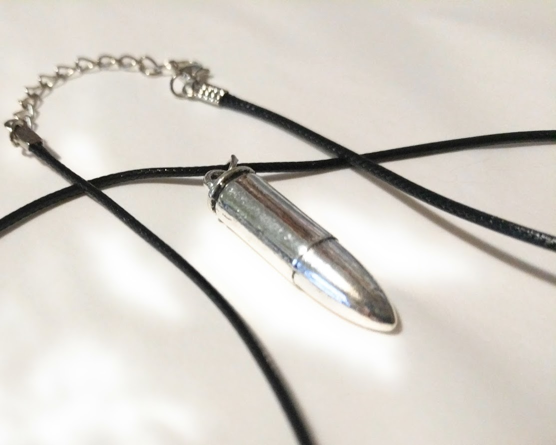 Silver Bullet Shell Full metal jacket Pendant key chain Silver color beauty USA