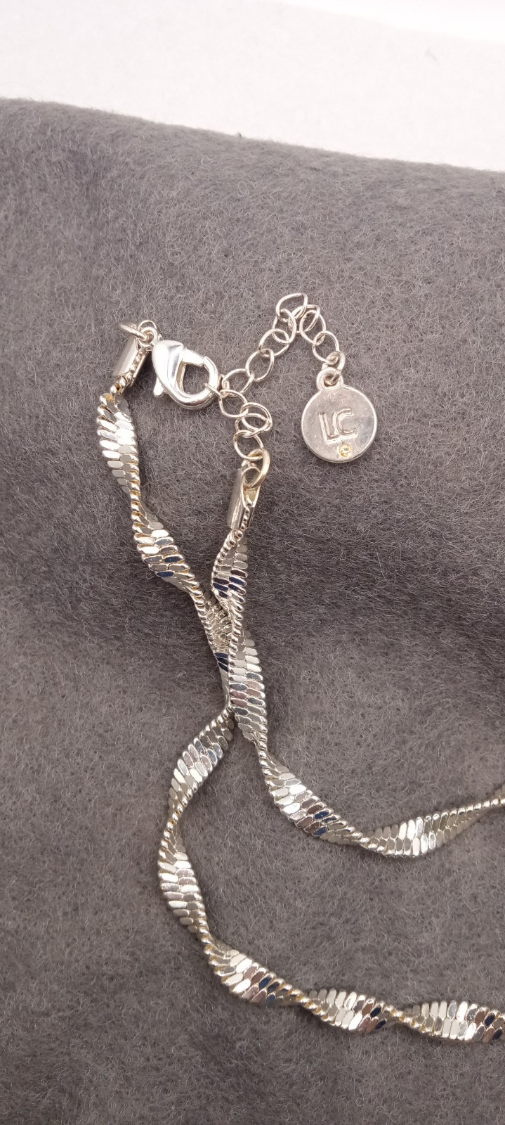 Silver Tone Twisted Herringbone Necklace Liz Claiborne Wedding 16″ Adjustable