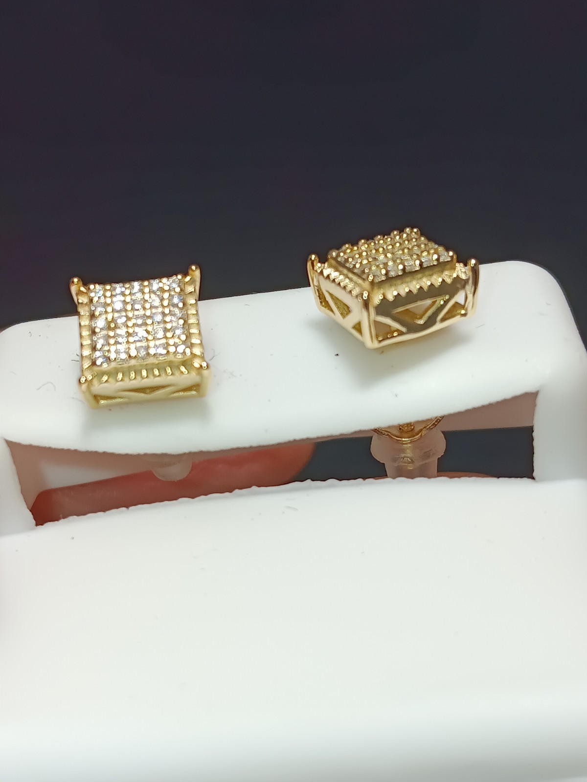Brand New 14k Gold Filled Brass VVS Cz Squared Screw Back Earrings (Unisex)