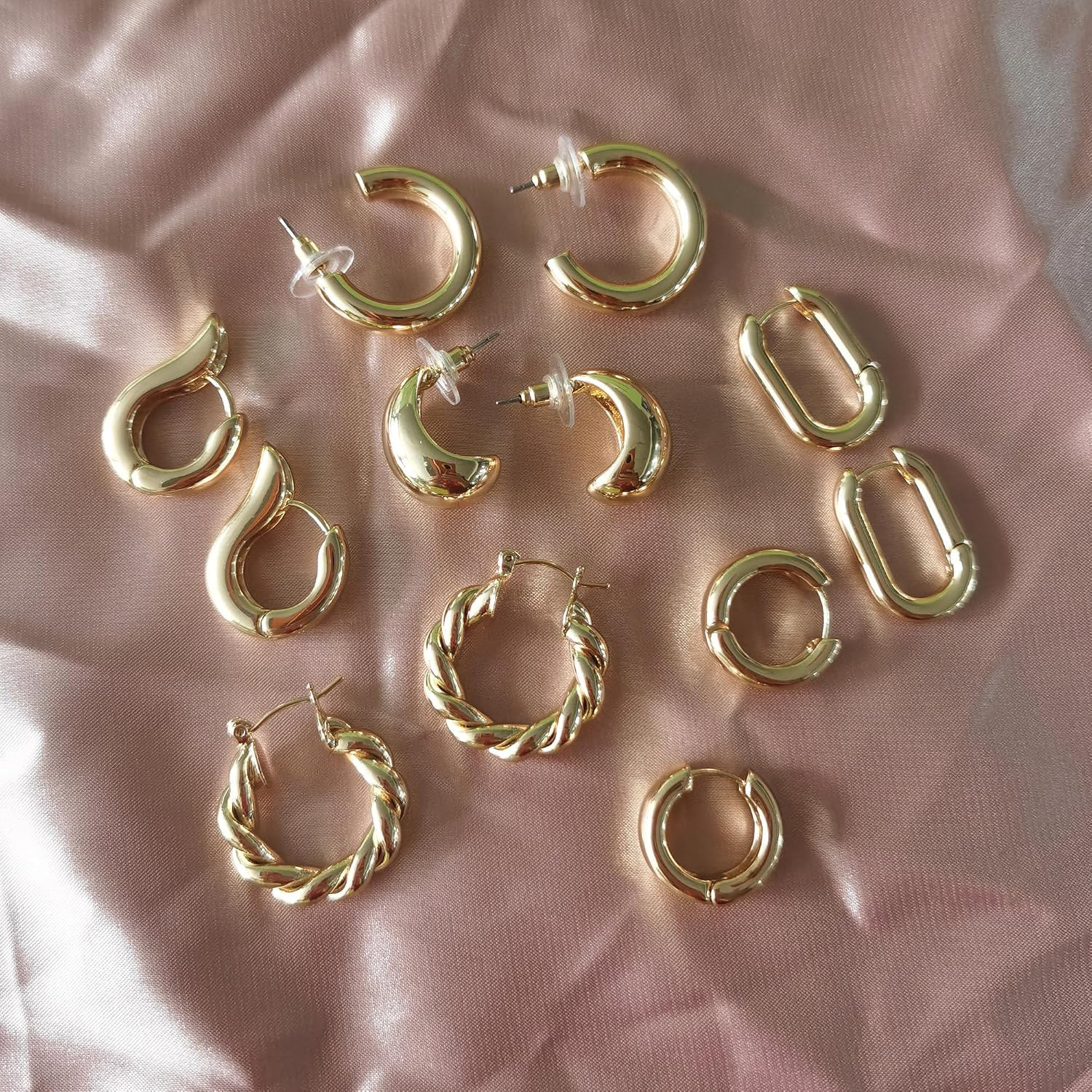 6 Pairs Gold Hoop Earrings for Women, 14K Gold Plated Huggie Hoop Earrings Set H