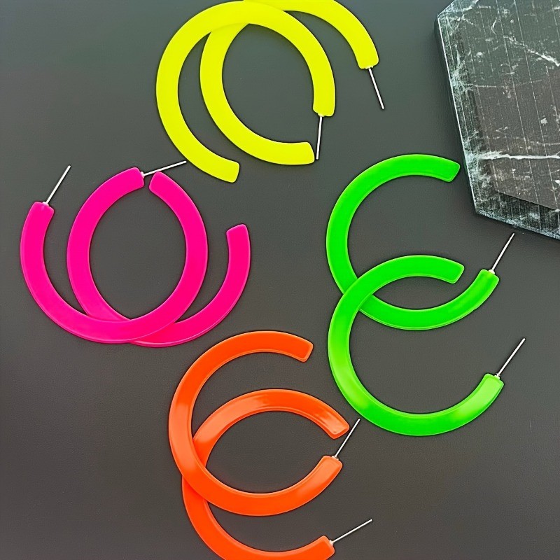 4 Pairs of Retro 80s/90s Fluorescent Neon-themed Acrylic C-shaped Earrings