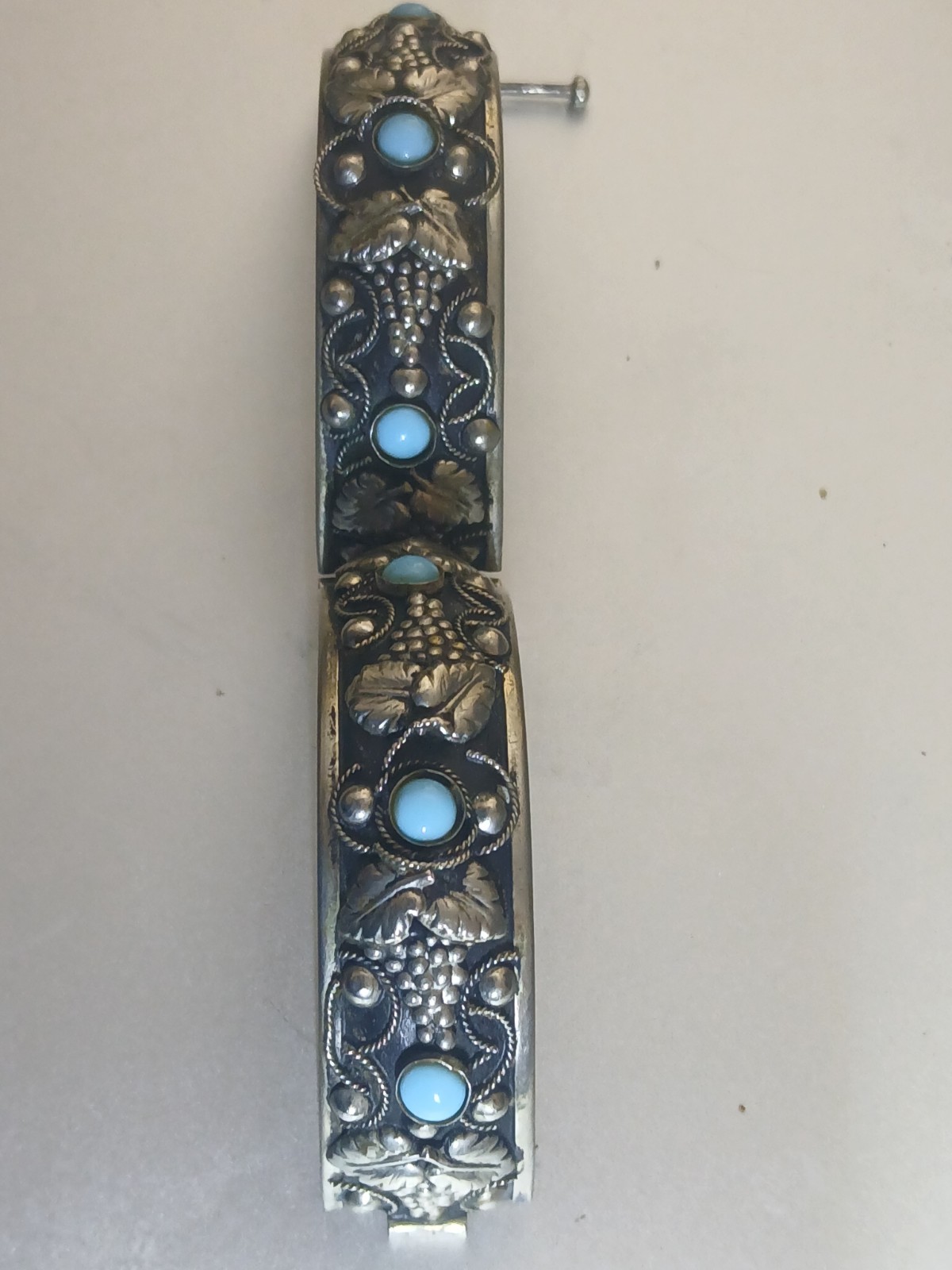Vintage Silver Hinged Bracelet Round Blue Cabochon Stones Floral Made In Italy