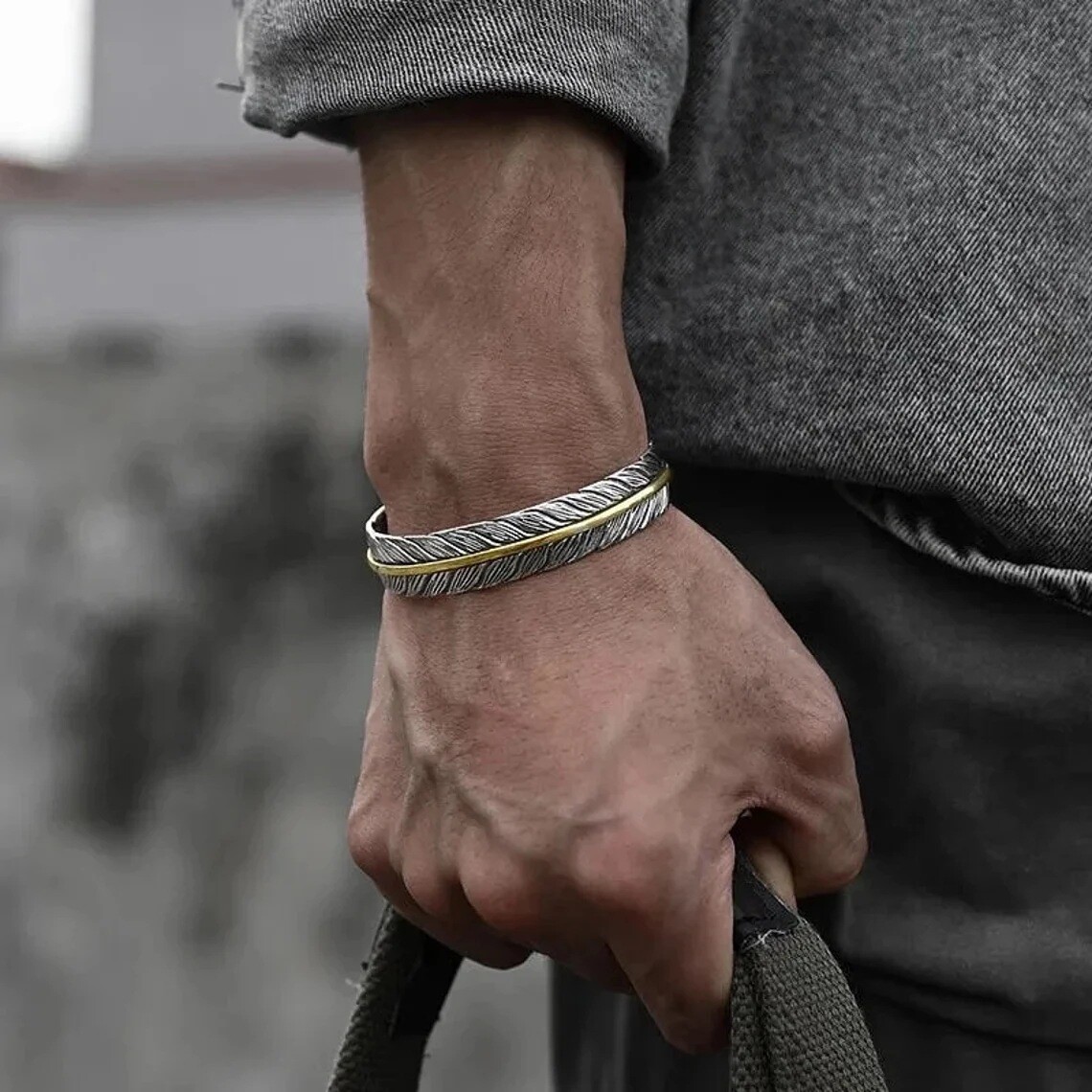 Men’s Retro Silver Feather Adjustable Bangle Cuff Bracelet Fashion Jewelry Gift