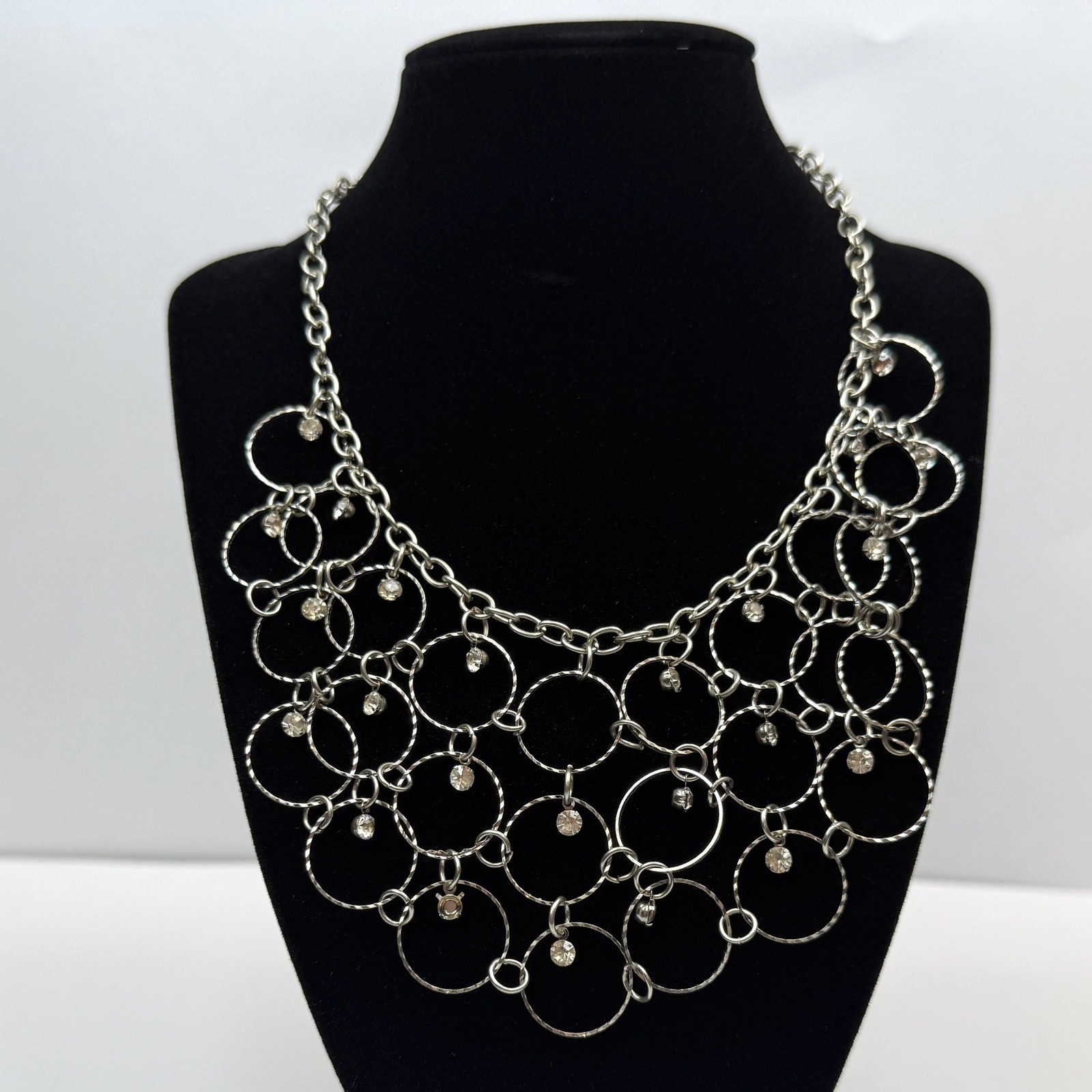 Chain Link Statement Bib Necklace Silver Circle Rhinestone Accent Jewelry 10 in