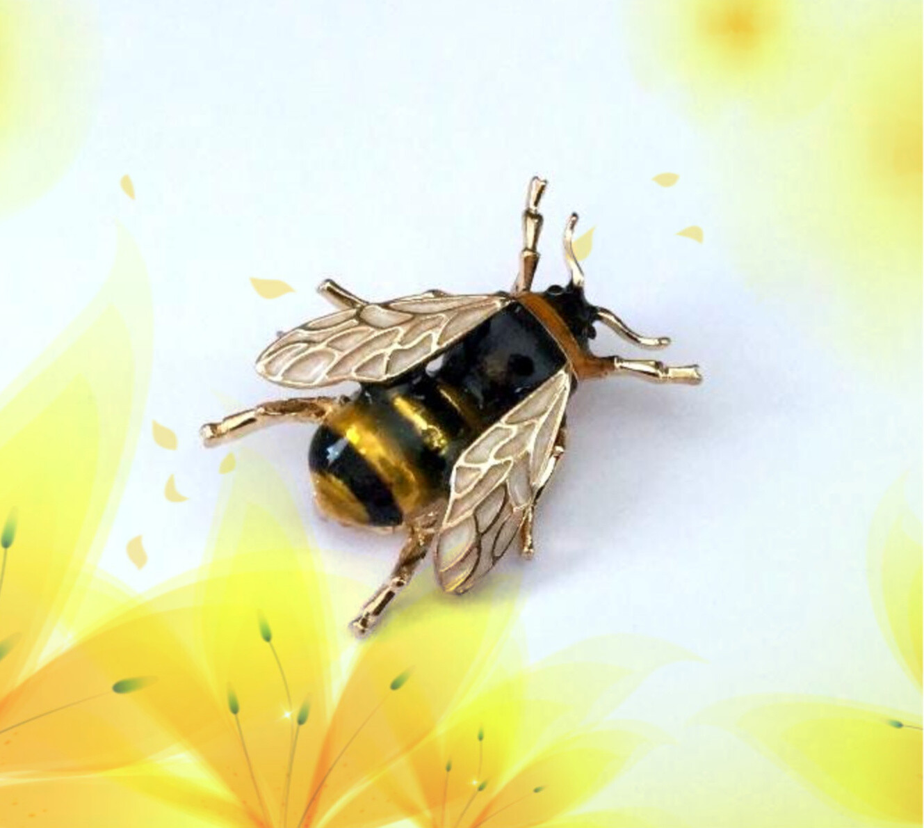 GOLD BUMBLE HONEY BEE INSECT BROOCH PIN~MOTHERS DAY GIFT FOR HER MOM WIFE FRIEND