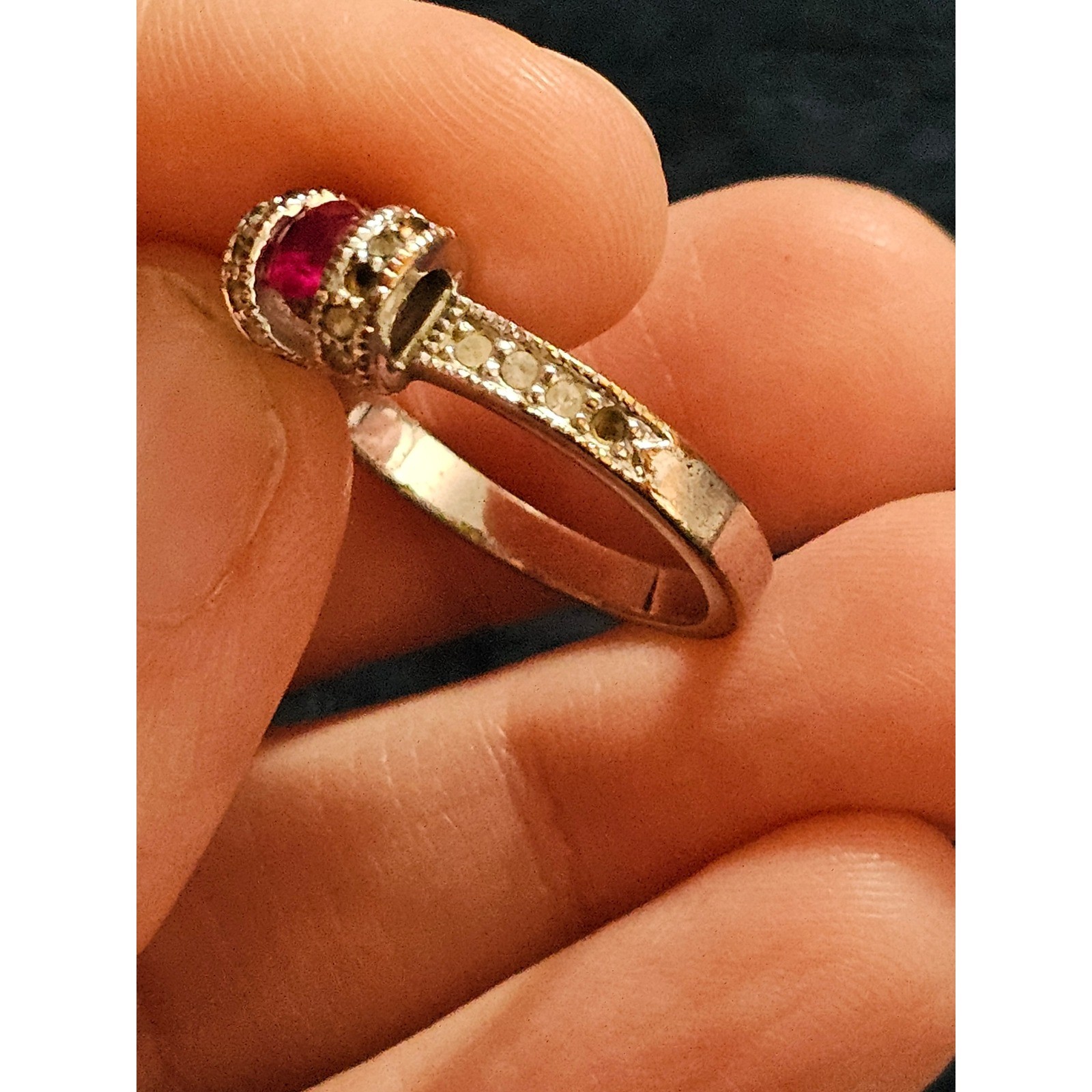 Vintage Style Red Ruby Glass Silver Tone Pave Accent Ring Sz 7.25 Milgrain Band