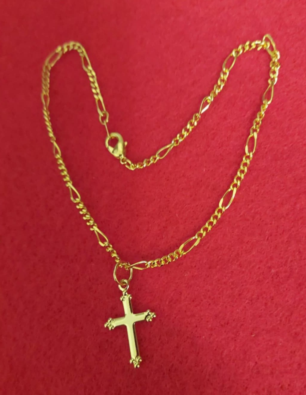 WOMENS 14KT GOLD PLATED CROSS FIGARO ANKLET – A8