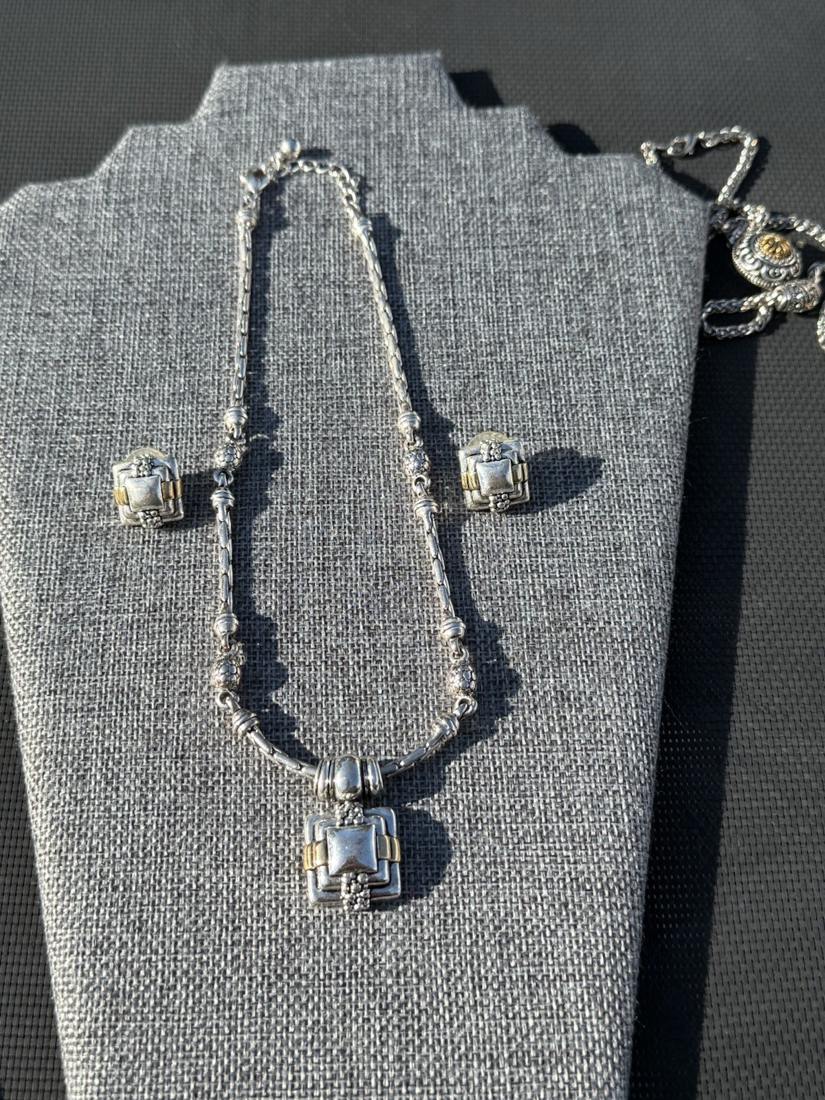 Silver & Gold Toned 17.5” Chain w/ Pendant & Matching Earring Set Ornate