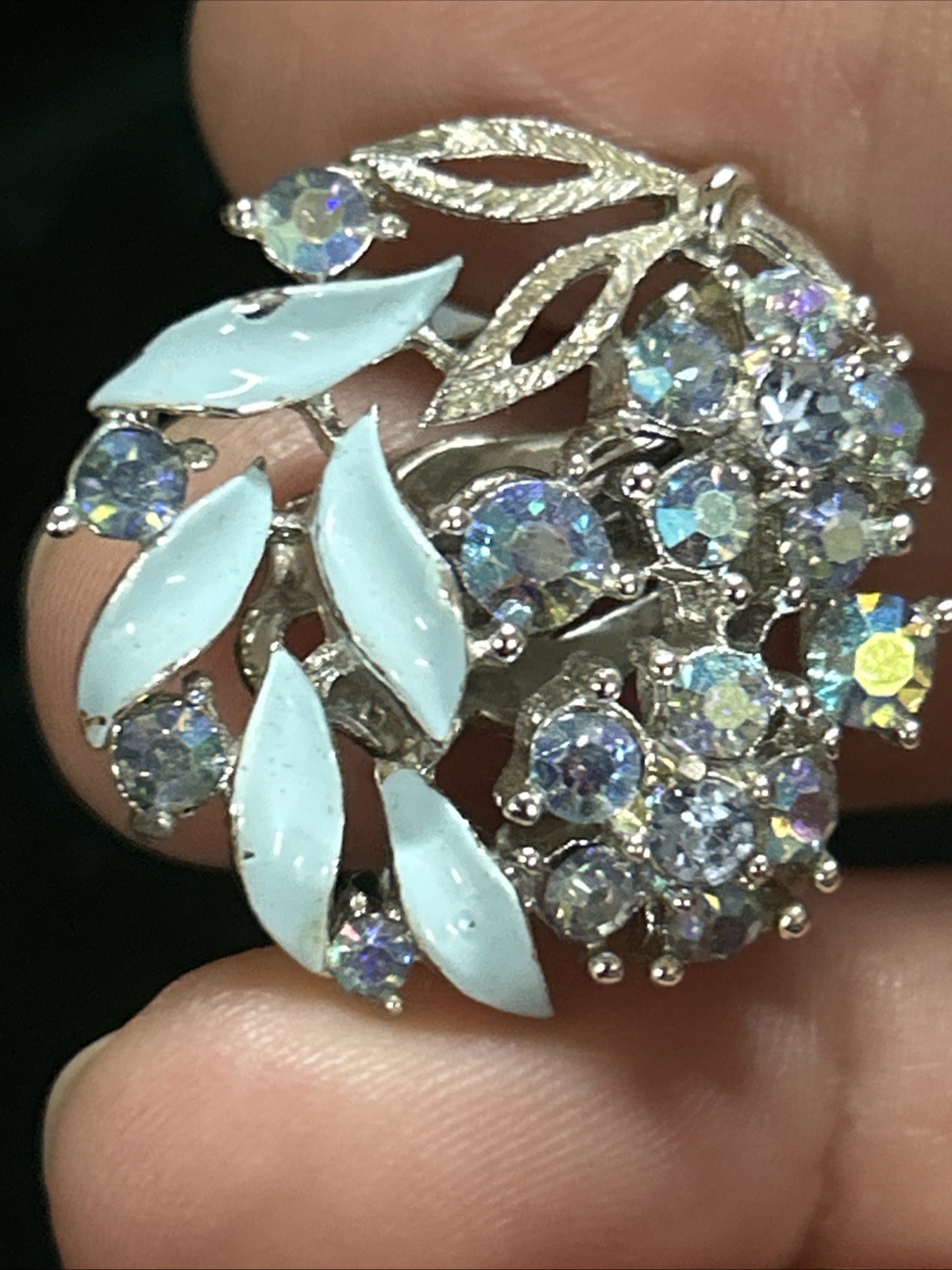 Lisner Demi Parure Set White Enamel Leaf AB Rhinestone Bracelet Earrings