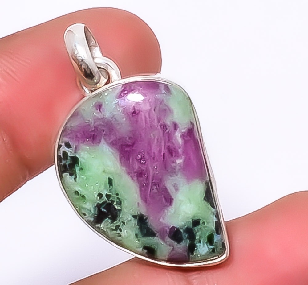 Ruby With Zoisite – Longido Mines 925 Sterling Silver Jewelry Pendant 1.37″ A3