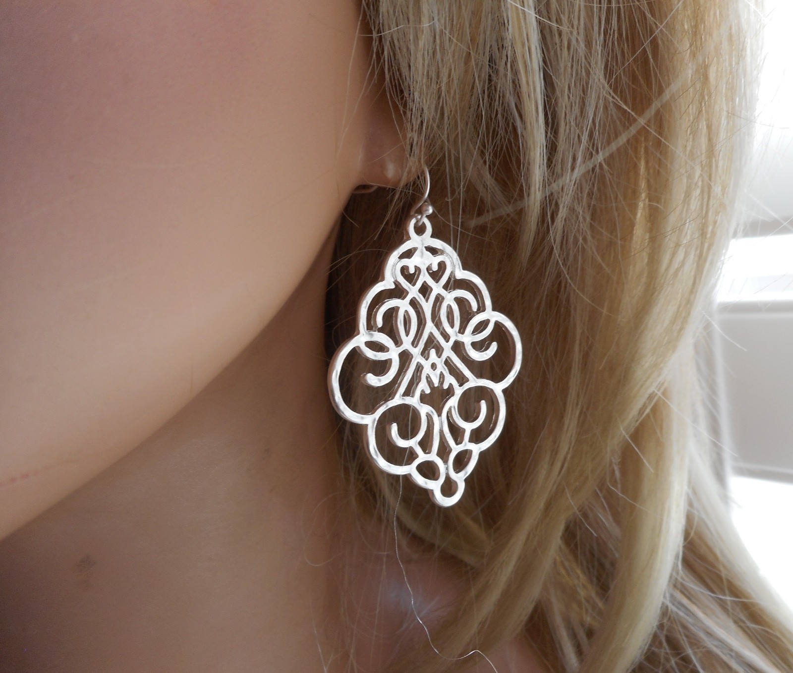 New Silver Filigree Earrings Cut Out Dangle Light Weight Collection Pierced