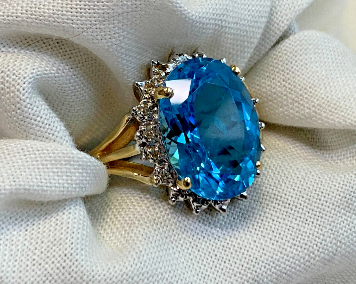 14K Yellow Gold Ring 5.48g Fine Jewelry Size 6 Band Blue Topaz Look *READ*