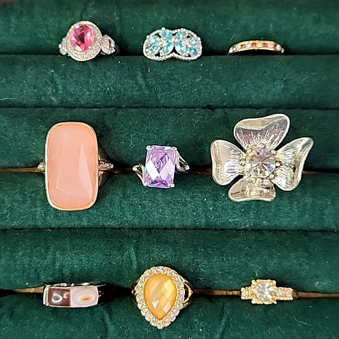 Ring Lot of 9 Gemstones Rhinestones Stretch Various Sizes Costume