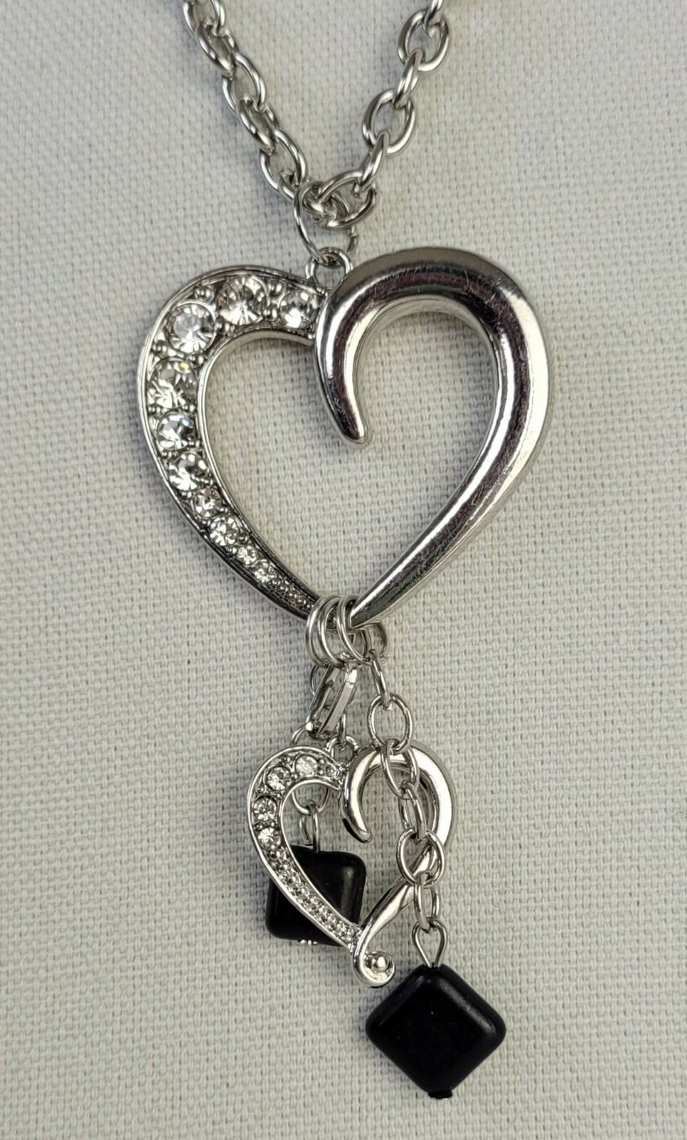 Silver Tone Cable Chain Statement Heart Pendant Charm Rhinestone Necklace 20″