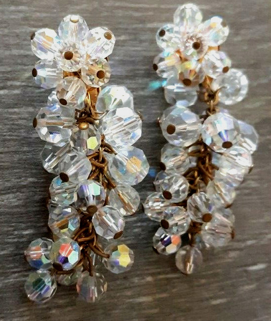 Vintage 1950’s Clear Grape Cluster Beads Clip On Earrings