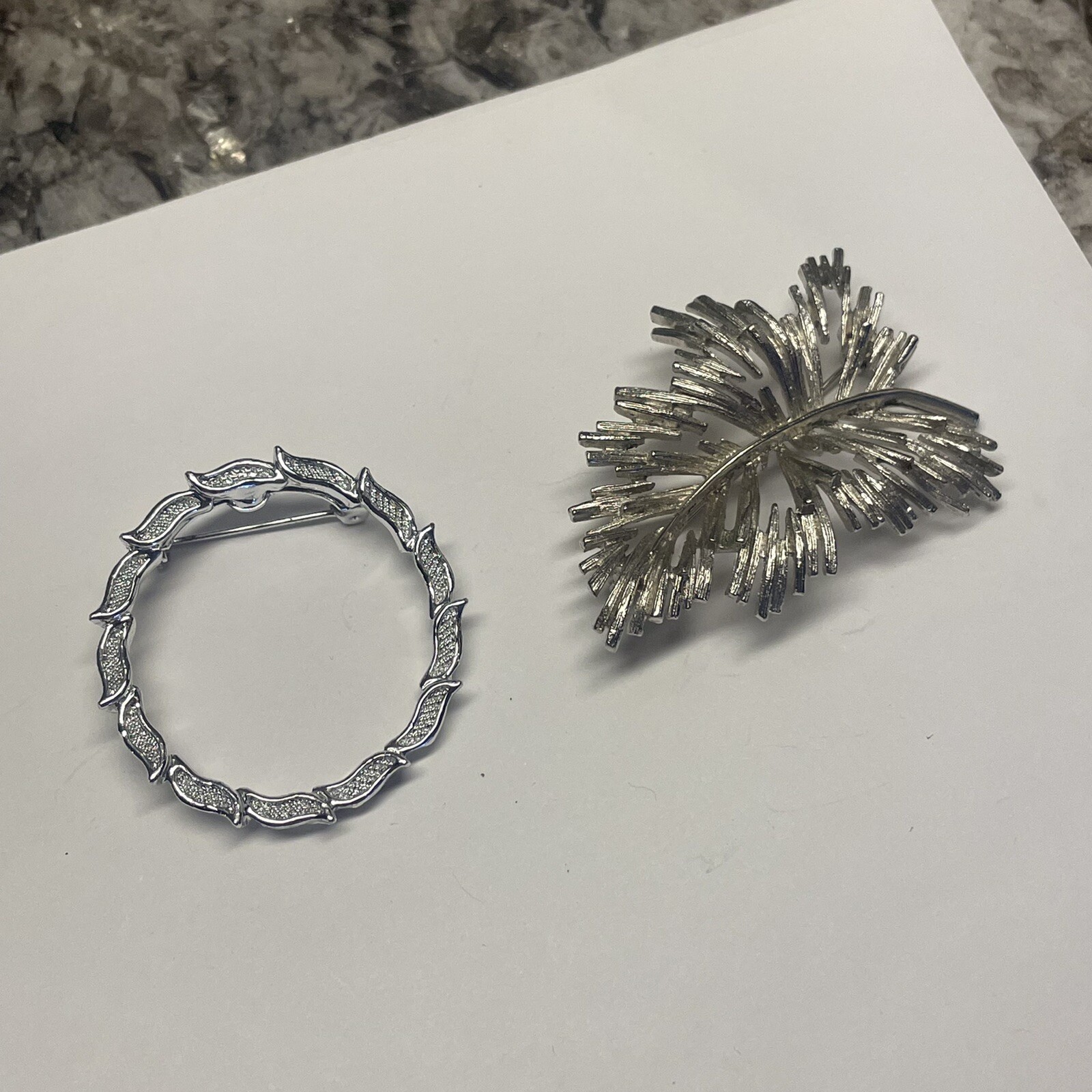 Lot Of 2 Signed Costume Jewelry Brooch Pins Silver Tone Gerry’s / Lisner
