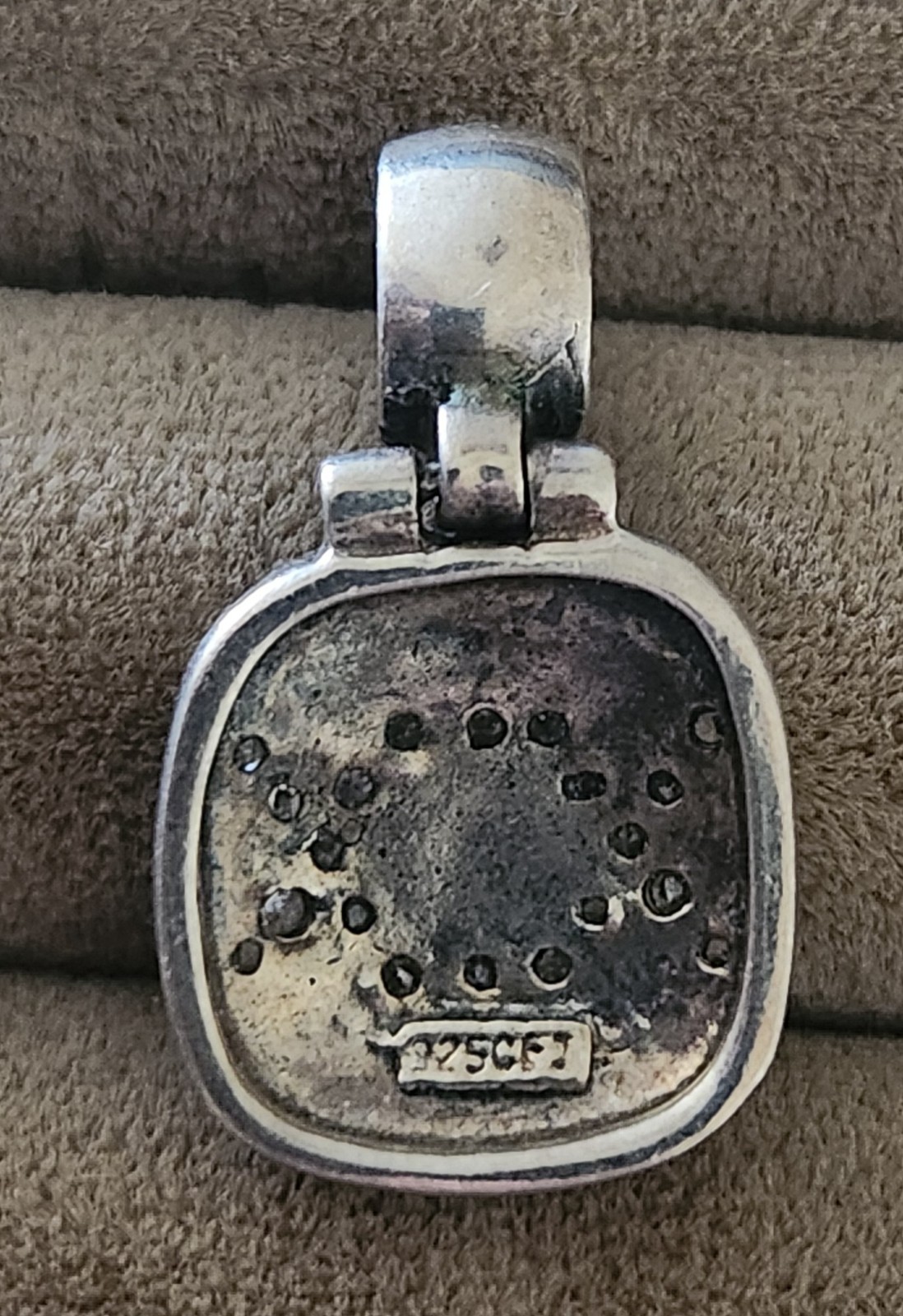 Sterling Silver 925 Vintage Mexican Pendant 4 Grams TW
