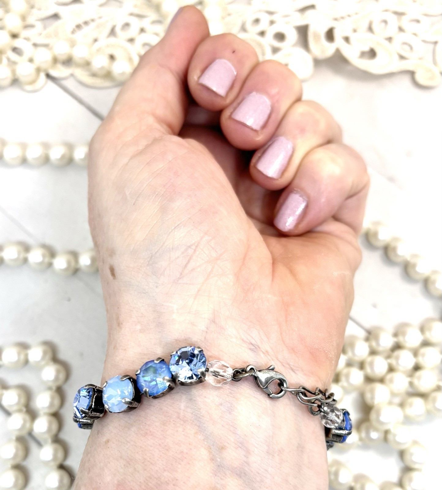 Antique Silver Plated Ocean Blue Delite Crystal Tennis Cup Chain Bracelet