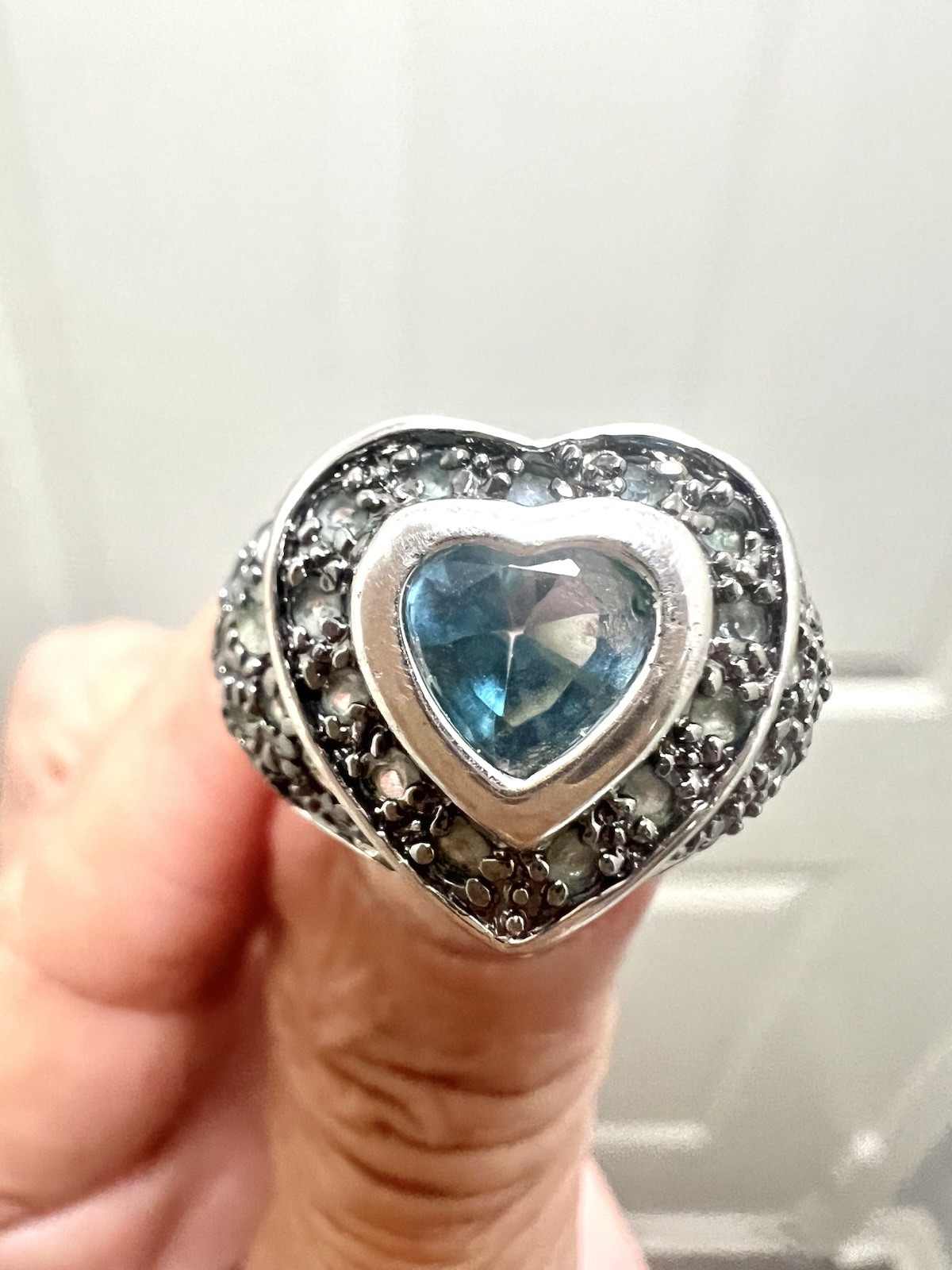 925 Silver Heart Ring 8.5 Grams Size 7 Cocktail Statement Ring Vintage Estate