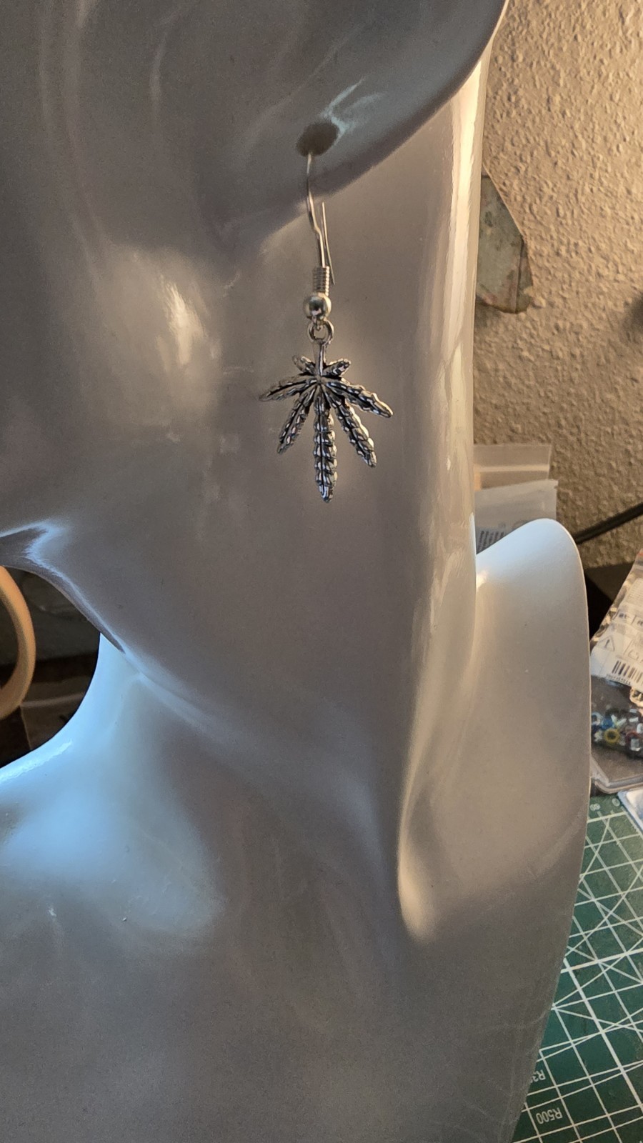 2 pairs of 925 sterling silver hooks, marijuana leaf, weed earrings (2) pairs