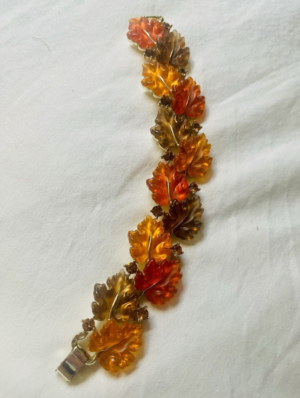 Vintage Retro Fall Leaf Bracelet Marked LISNER THERMOSET RHINESTONE