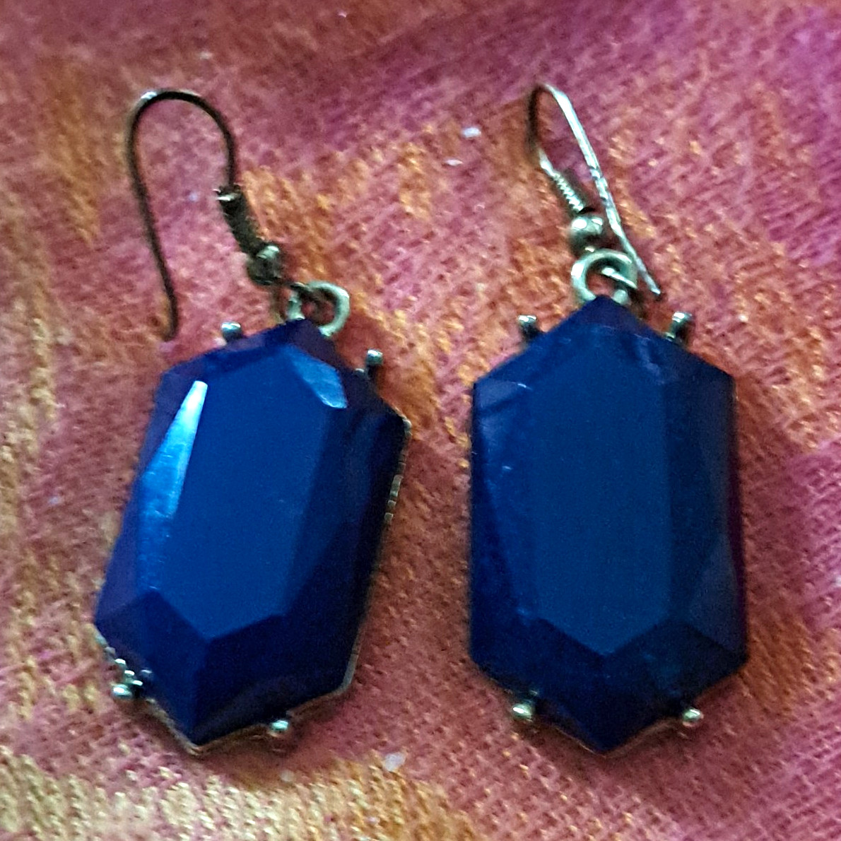 Blue Faceted Rectangle Dangle/Drop Earrings Hook Closure Lobe