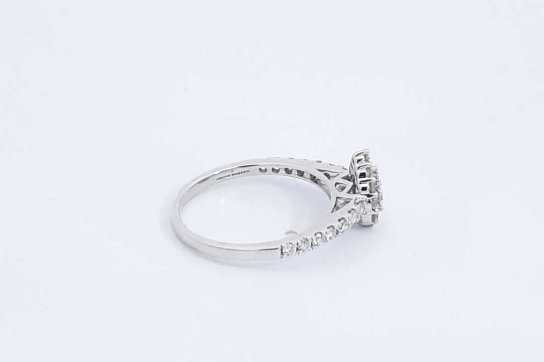 0.65cttw Lab Grown Diamond 10k White Gold Ring 2.4 Grams Size 7 Eb0526lpxdu