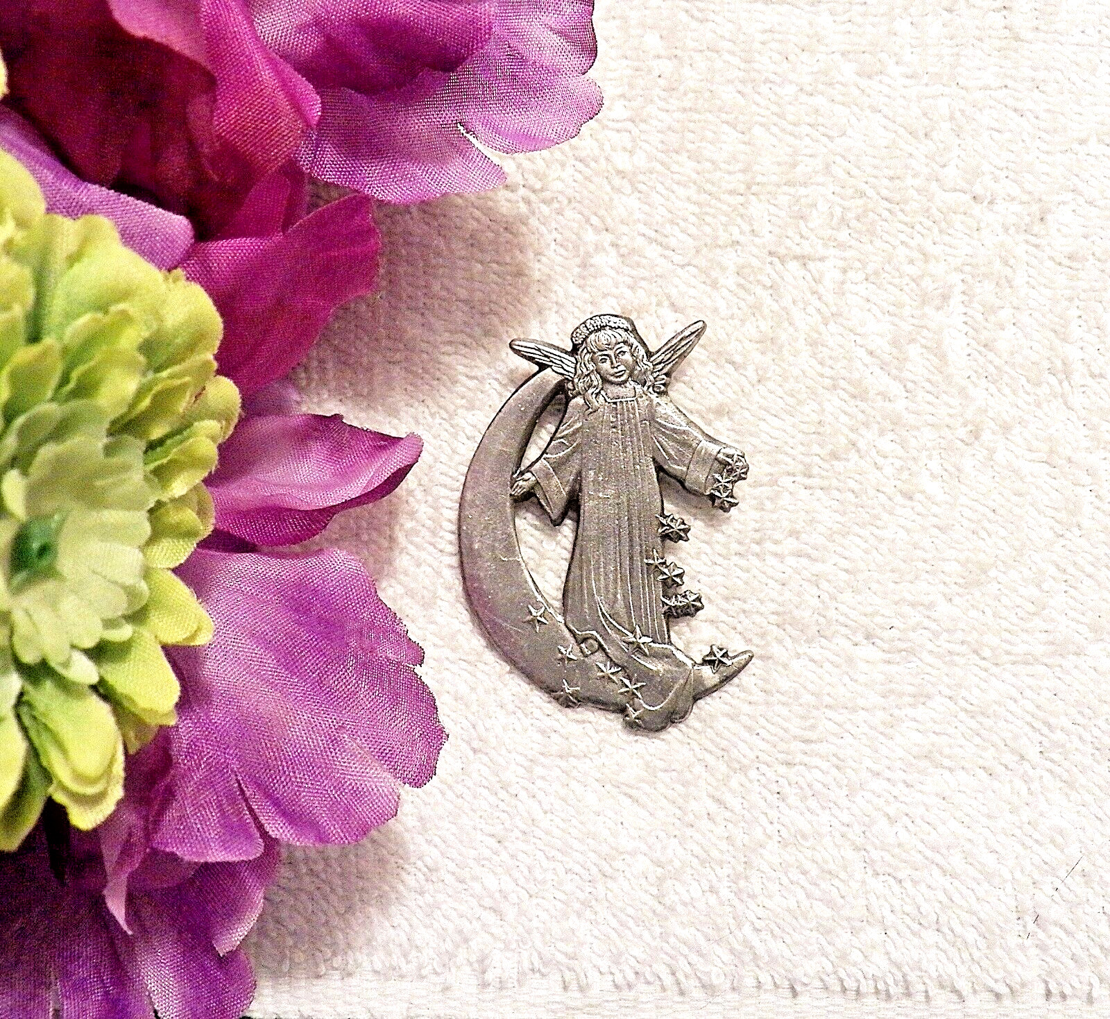 CLASSIC PIN BROOCH CELESTIAL BEING MOON ANGEL STARS FAITH LOVE SILVER TONE VL-G1