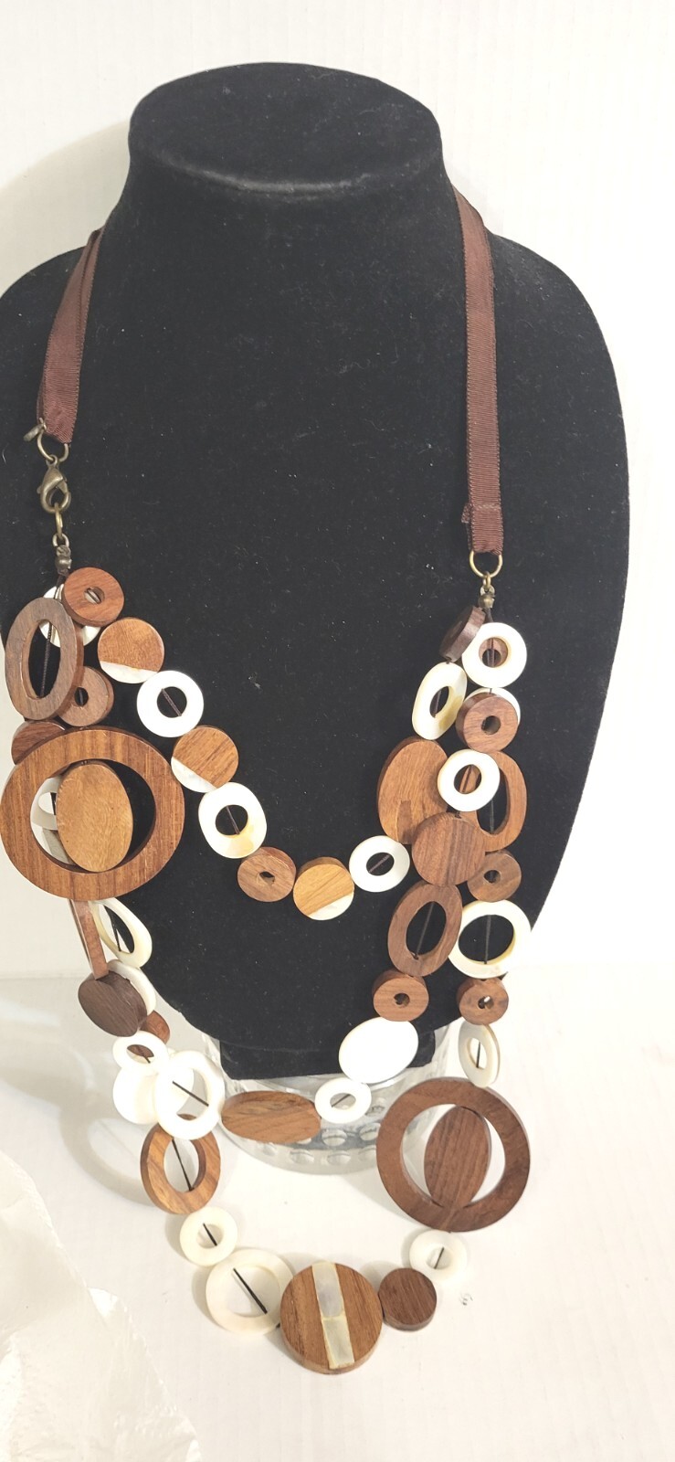 Layered Wooden & MOP Round CIRCLE BROWN /CREAM Necklace