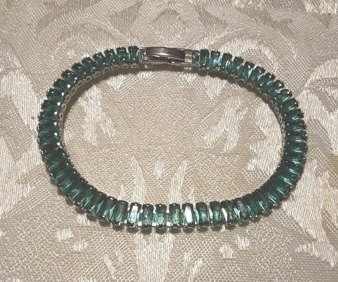 12.5 ctw lab Created faceted cyan/paraiba tourmaline tennis bracelet