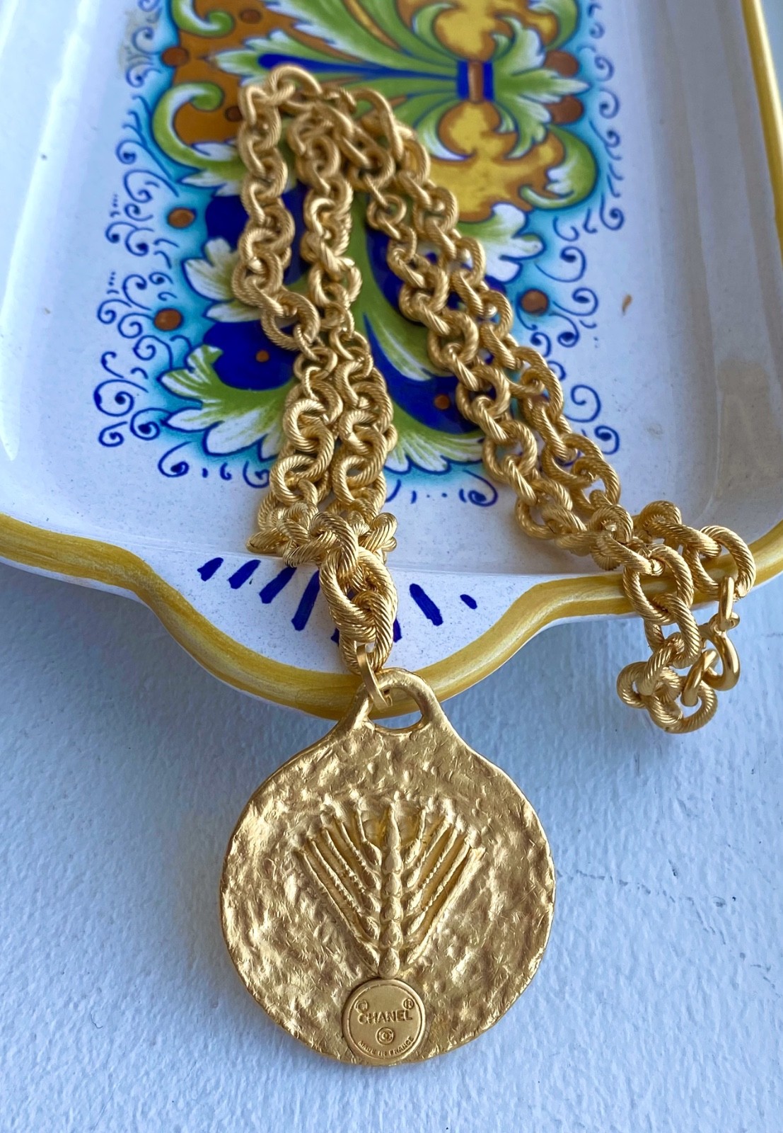 Vintage CHANEL Rare 70s LUCKY TALISMAN Wheat Sheaf Pendant Necklace 24K CC logo