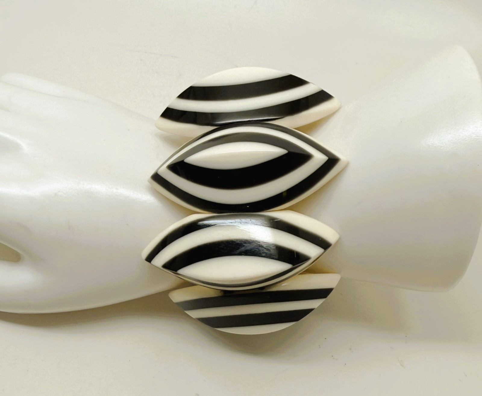 Gorgeous French Designer Marion Godart Black & White Resin Stretch Bracelet